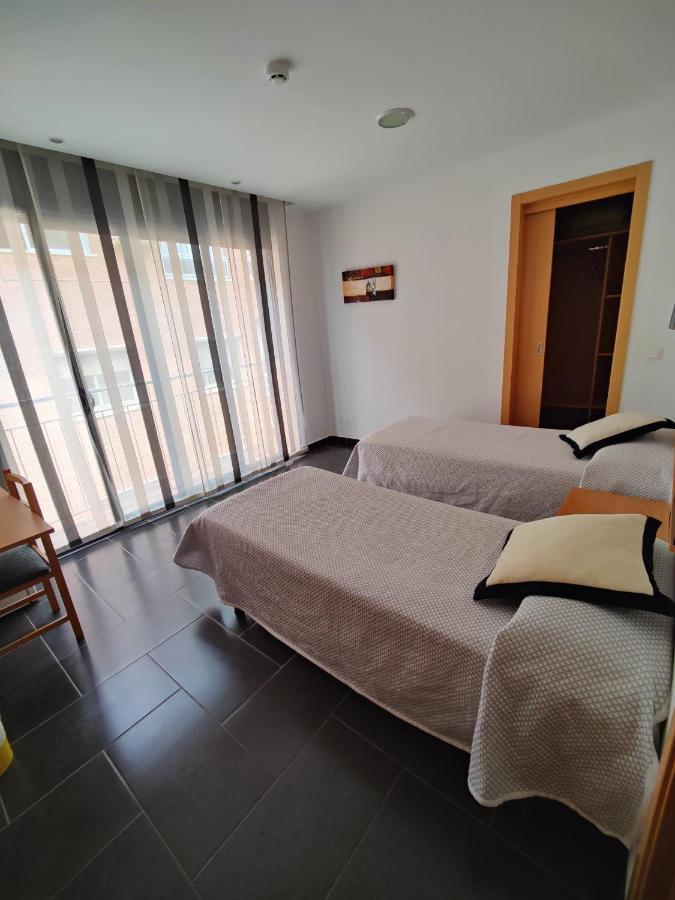 Hostal Manel Pineda de Mar Extérieur photo