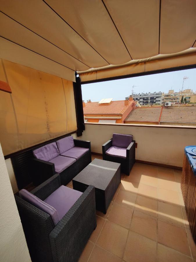 Hostal Manel Pineda de Mar Extérieur photo